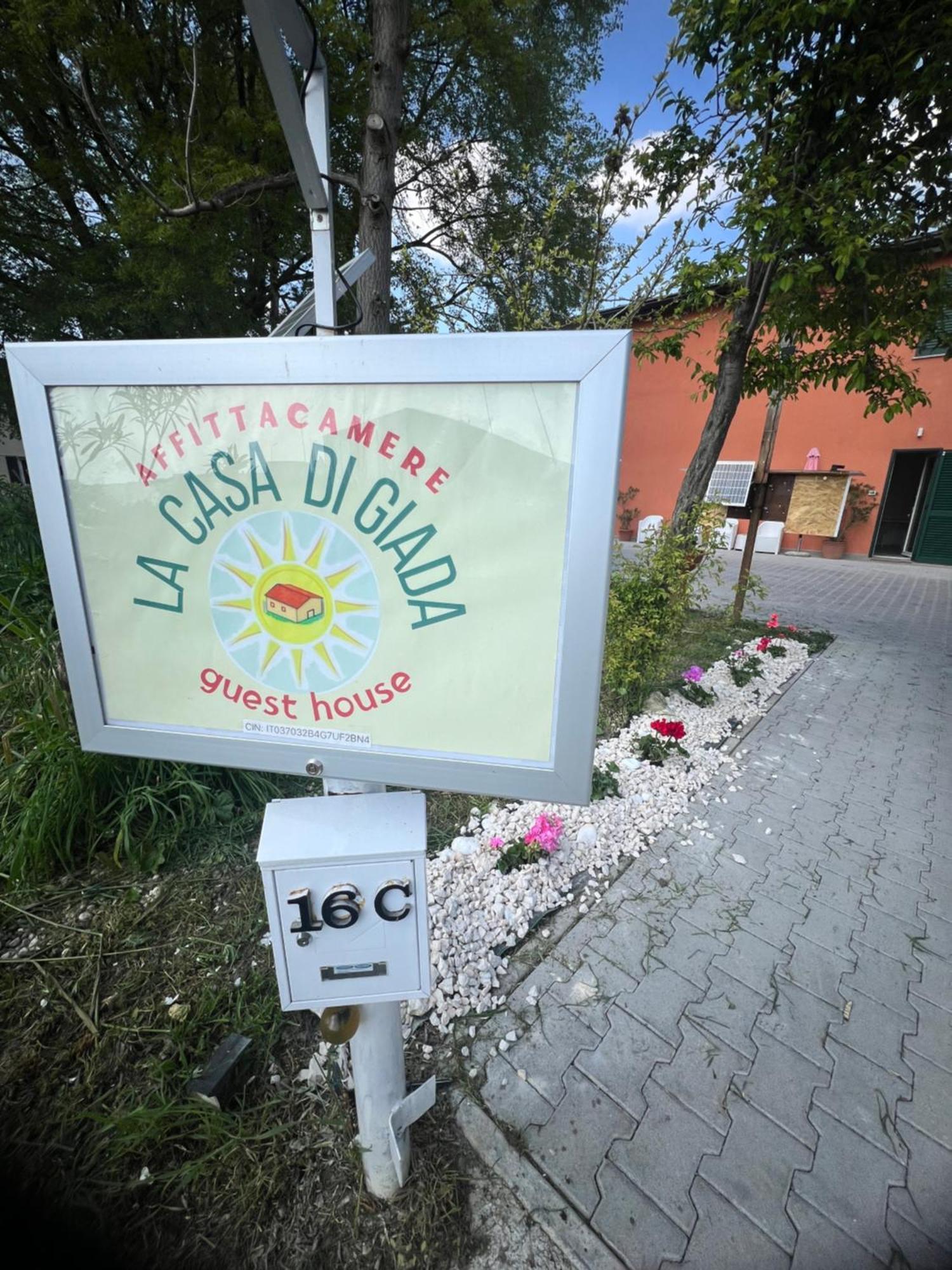 Guesthouse La Casa Di Giada Imola Exterior photo